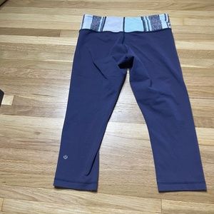 Lululemon Wunder Under reversible  crop size 8